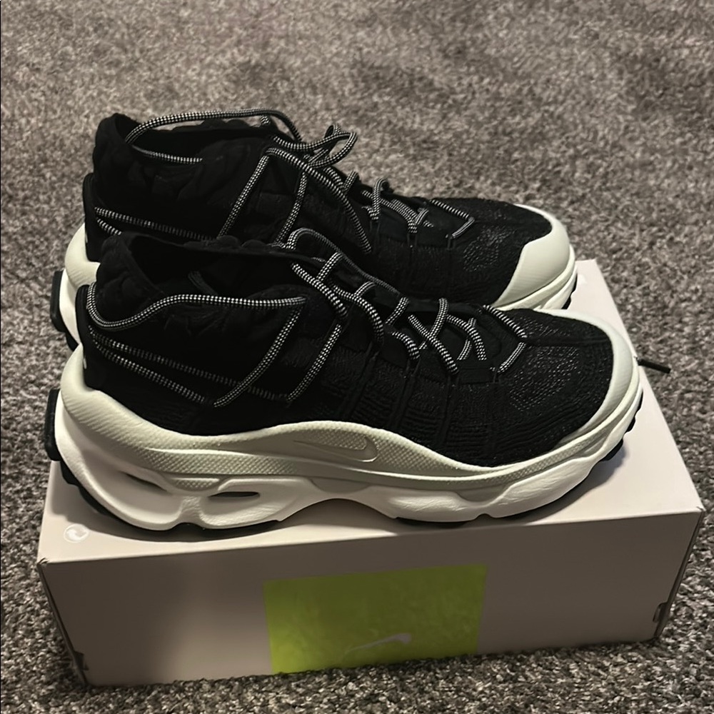 Nike Air Max Black and White Sneakers